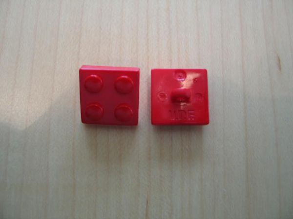 Union Knopf, Legostein 16mm rot